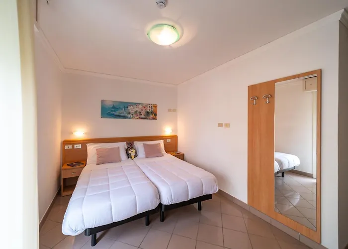 Hotel Jacuzzi: Hotel Ancora